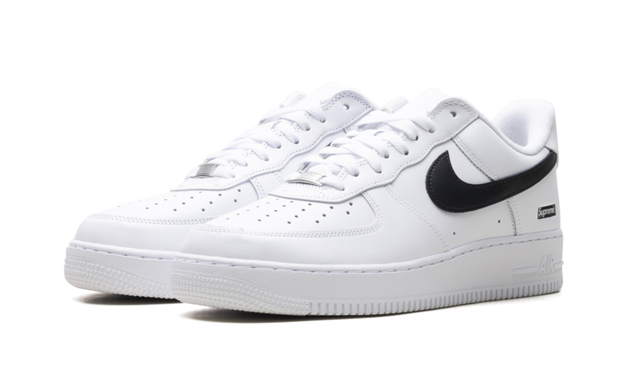 Air Force 1 Low Supreme - White and Black
