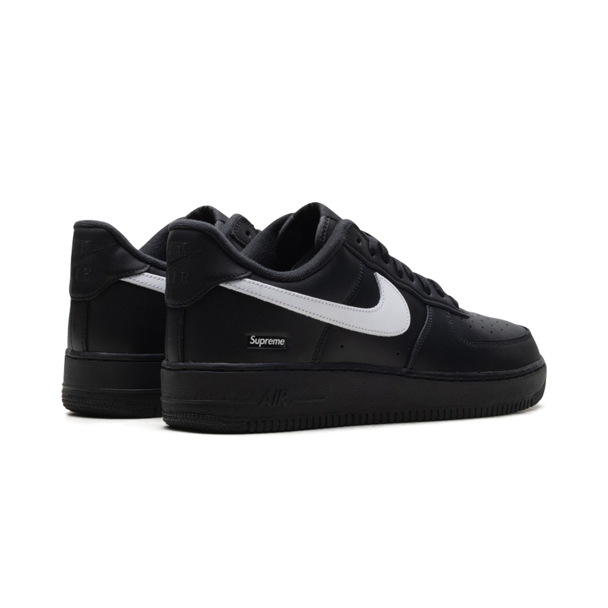 Air Force 1 Low Supreme -  Black and White