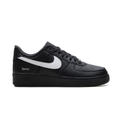 Air Force 1 Low Supreme -  Black and White