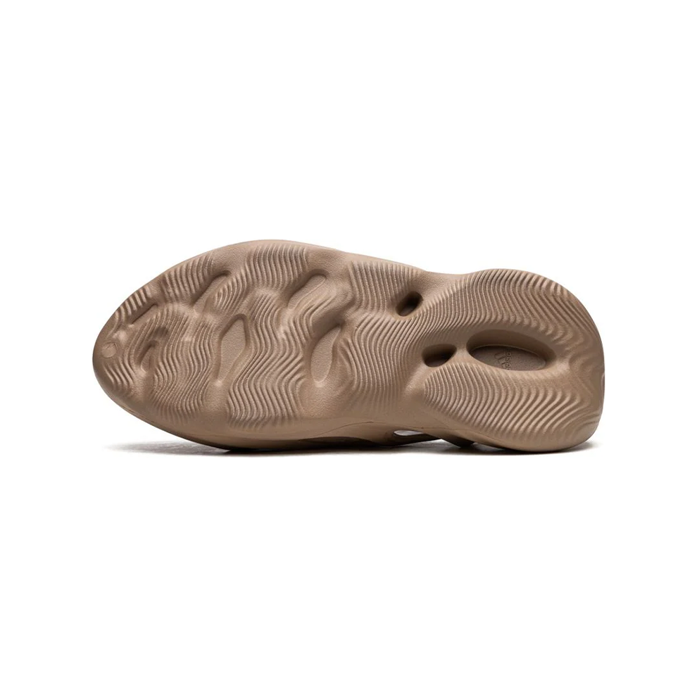 Yeezy Foam RNR - Clay Taupe