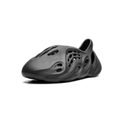 Yeezy Foam RNR - Onyx